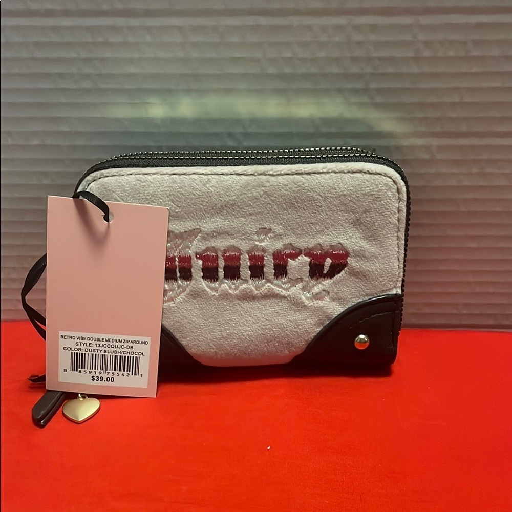 NWT Juicy Couture Retro Vibe Double Medium Zip Around Wallet